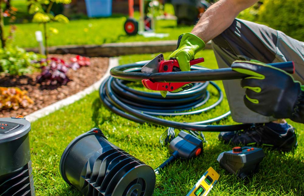 هندسة وتركيب شبكات تصريف مياه الأمطار والسيول للحدائق